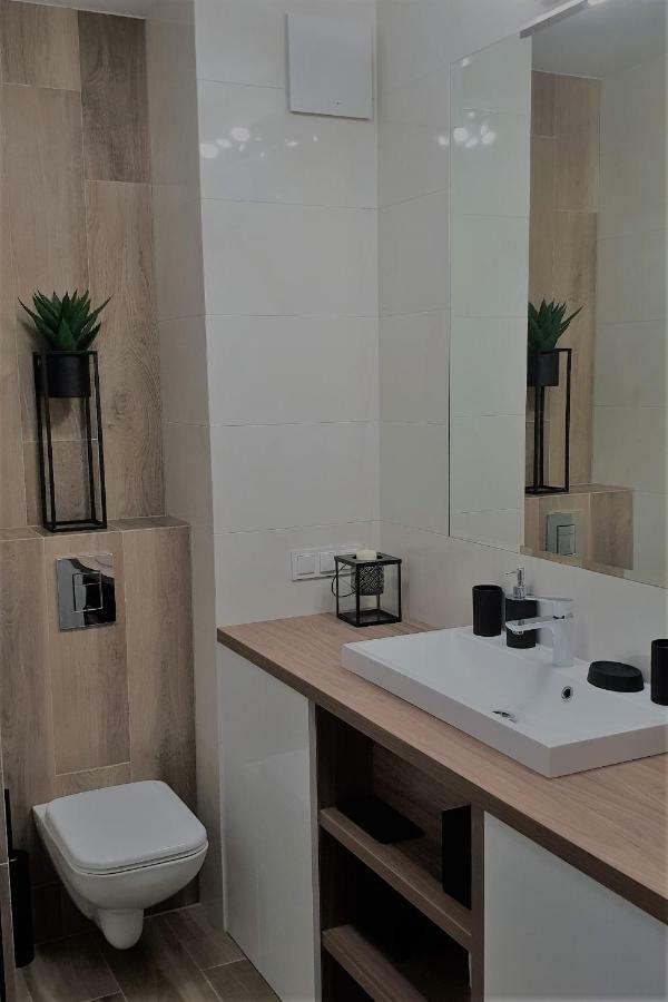 Apartament New York Rozana 19 Poznań Exteriör bild