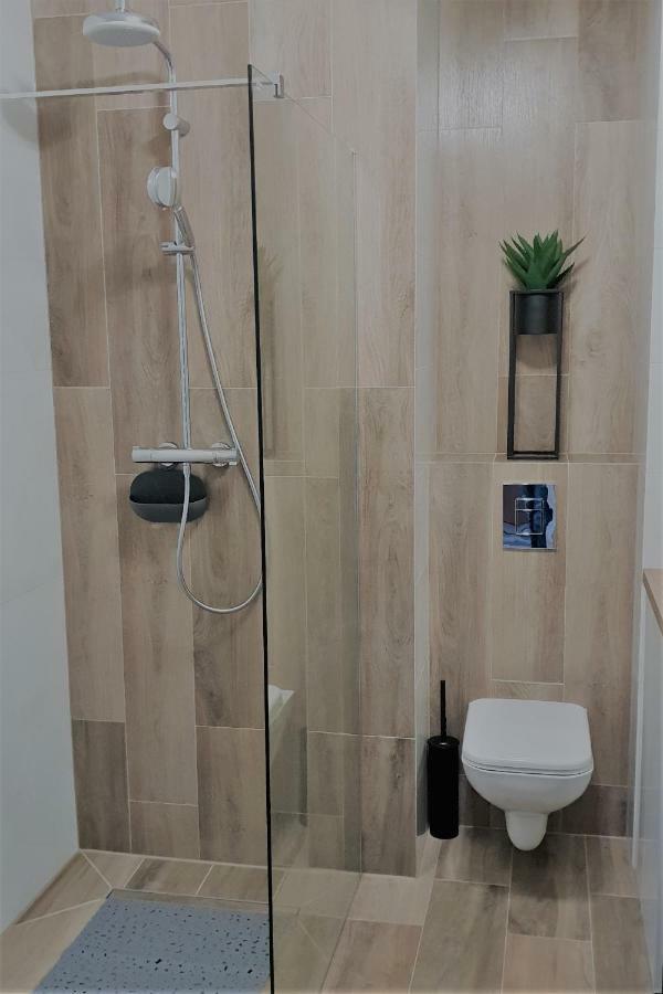 Apartament New York Rozana 19 Poznań Exteriör bild